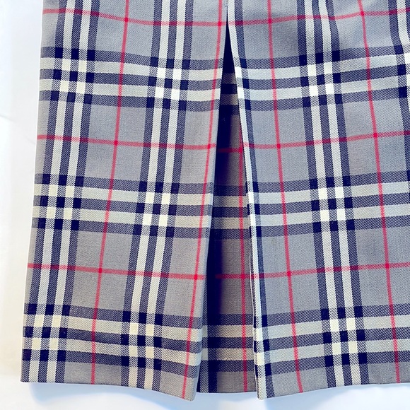 ‘BURBERRY’ check plaid Italian wool lined pleated wool skirt GORGEOUS! - Picture 2 of 9